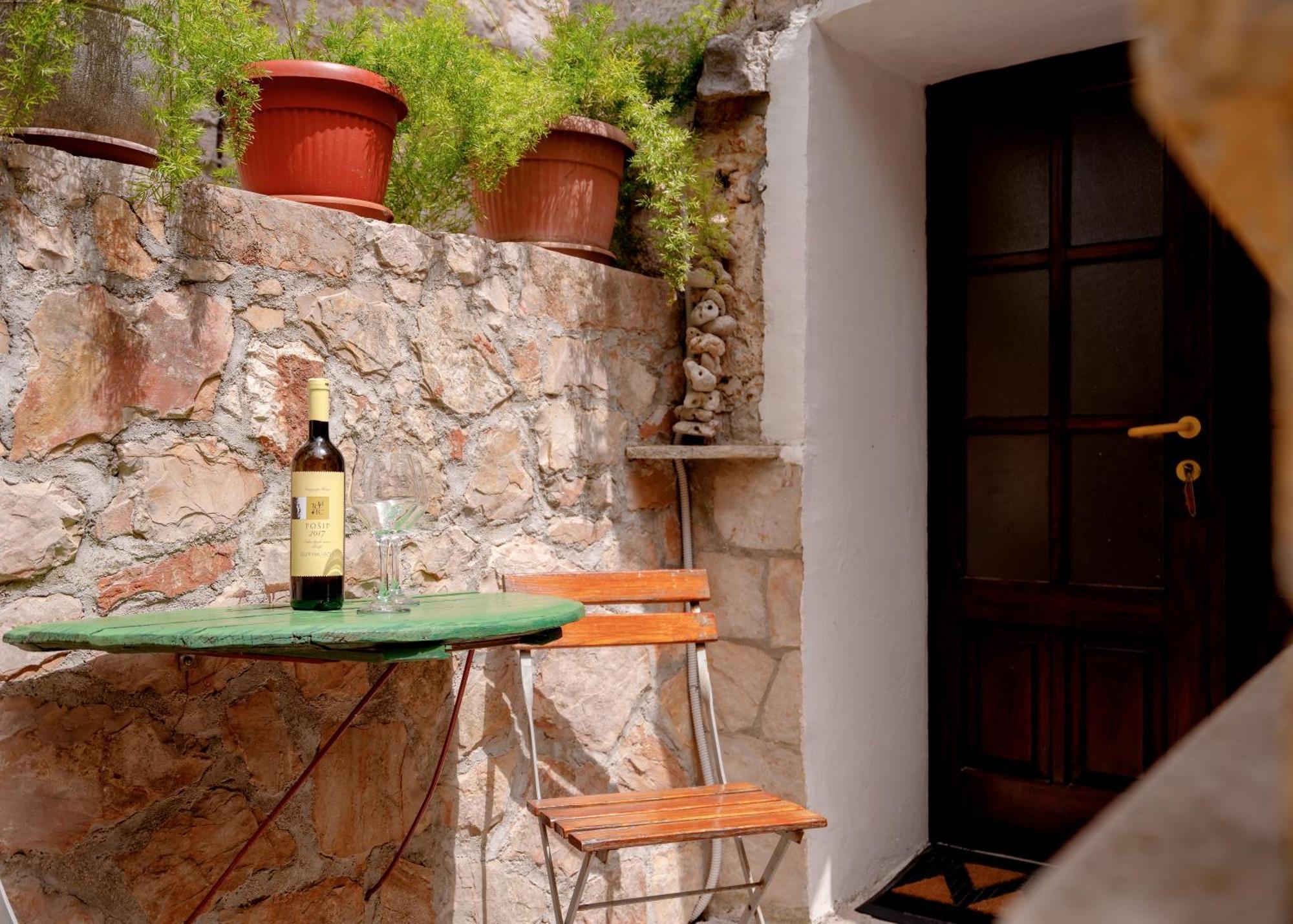 Holiday Home Skala With Hot Tub & Kala With Terrace Pitve Екстериор снимка