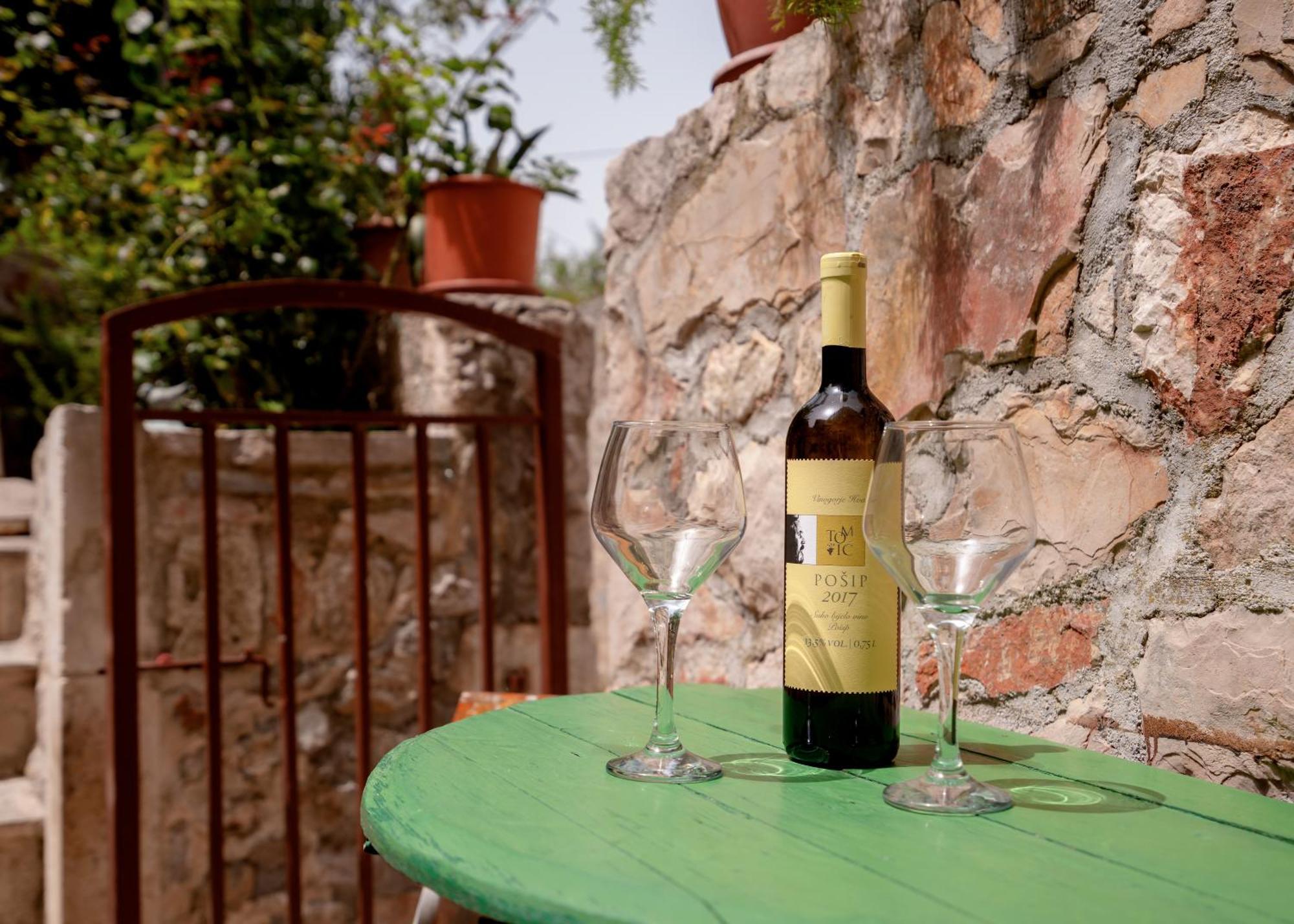 Holiday Home Skala With Hot Tub & Kala With Terrace Pitve Екстериор снимка